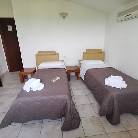 מטרה Agriturismo Terra Dei Sassi מראה חיצוני תמונה