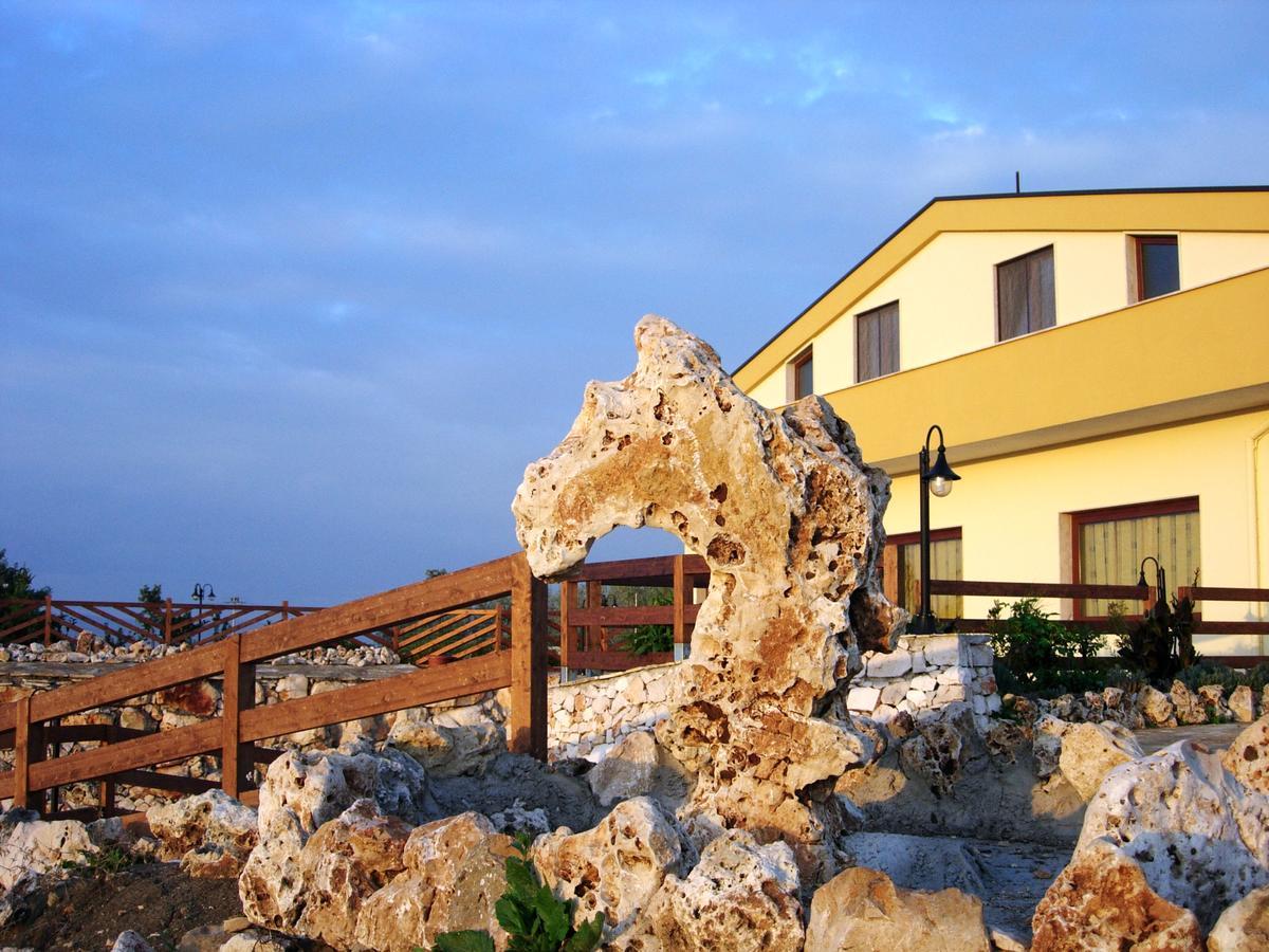 מטרה Agriturismo Terra Dei Sassi מראה חיצוני תמונה