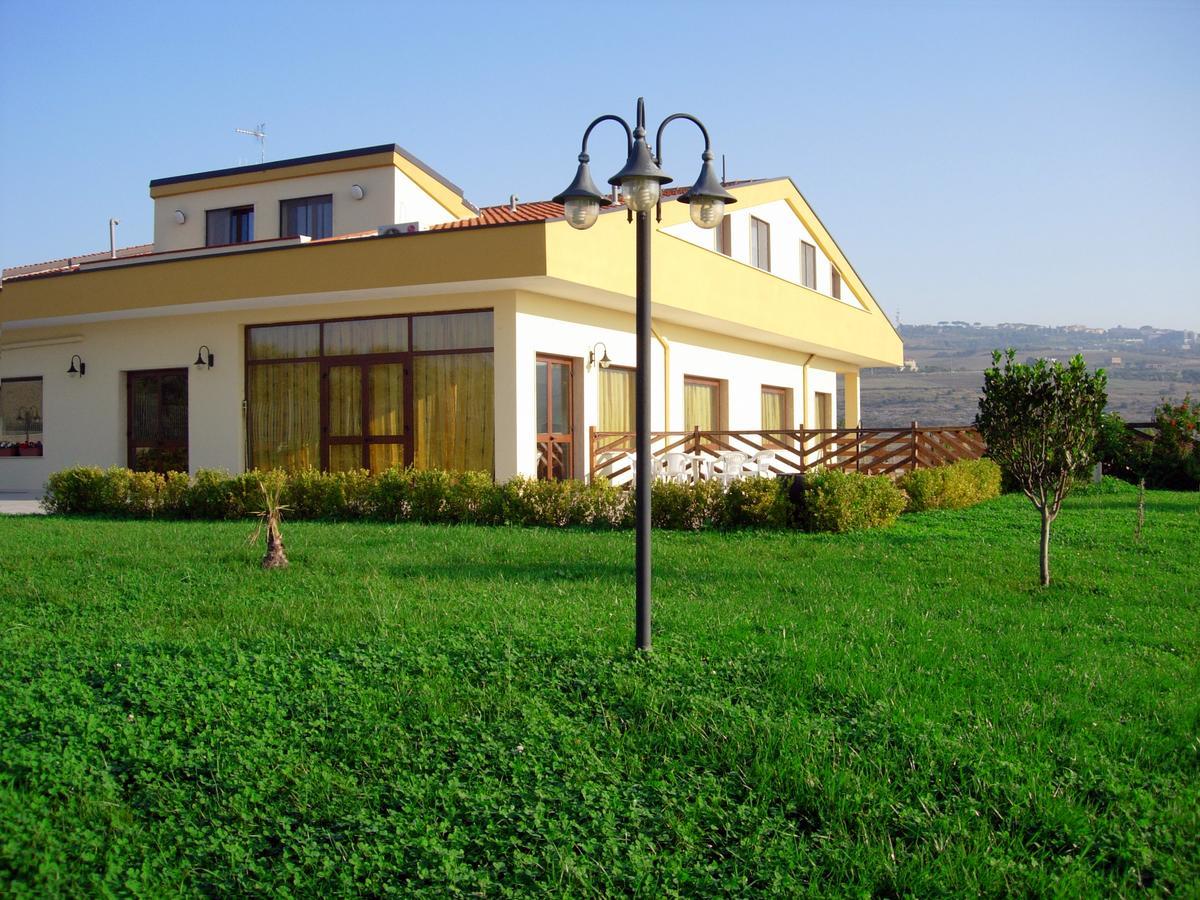 מטרה Agriturismo Terra Dei Sassi מראה חיצוני תמונה